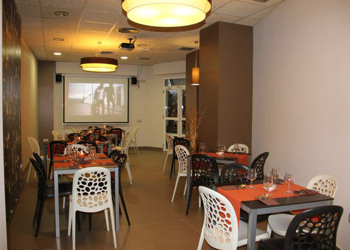 Restaurante Tothom